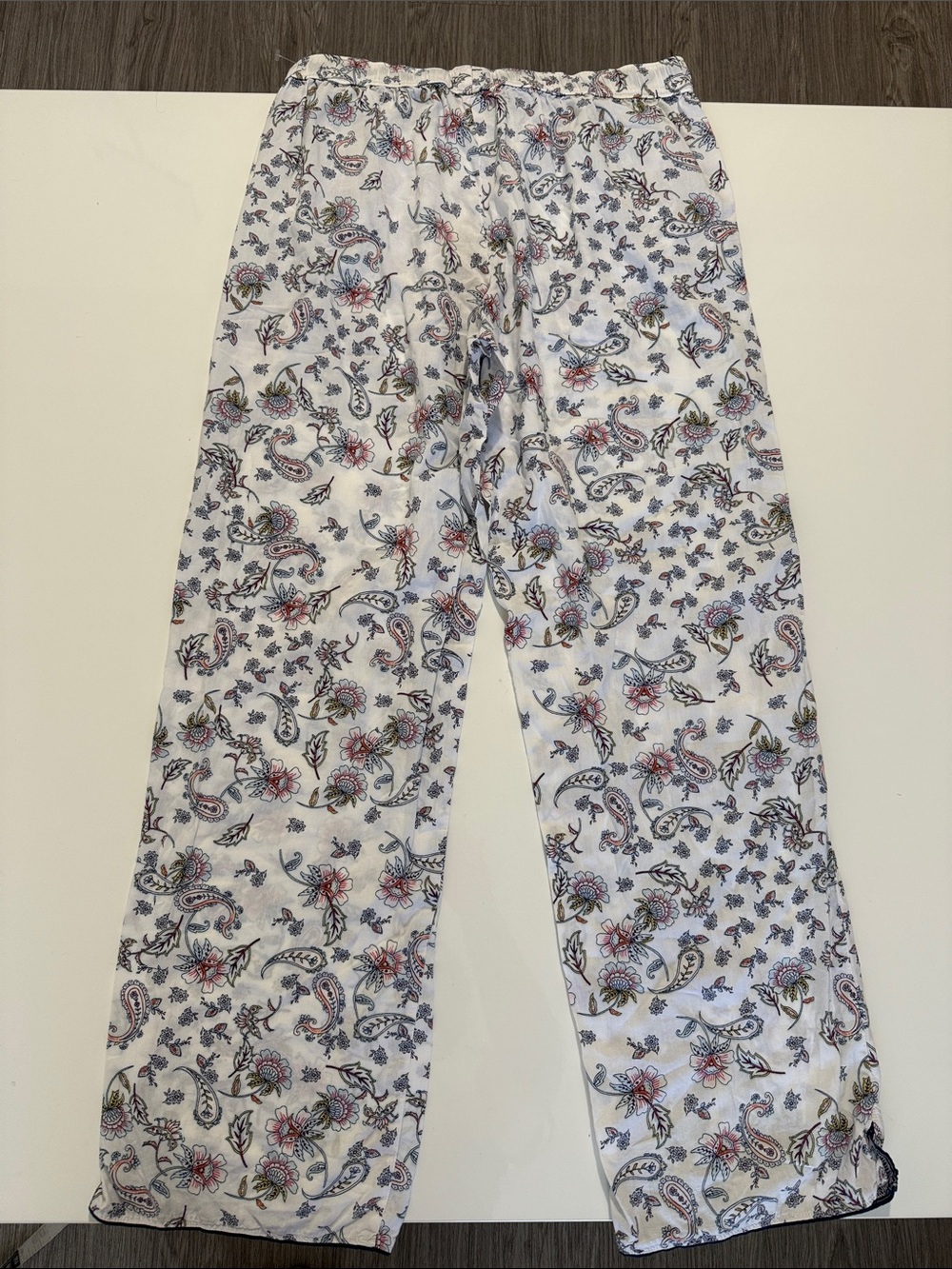 Victoria's Secret White Paisley Floral Lounge Pants with Black Drawstring Sz M - Picture 8 of 10